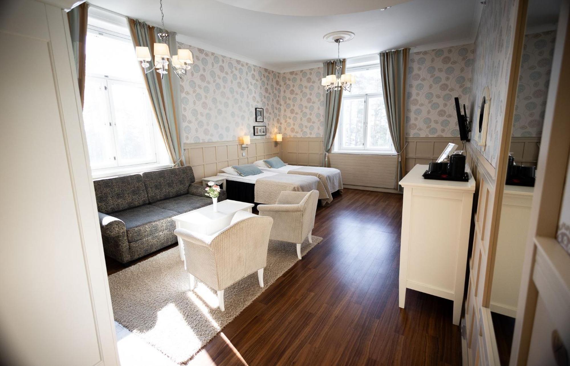 Hotel Kruunupuisto Punkaharju Exteriör bild